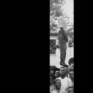 Without Sanctuary: Lynching Photography in America